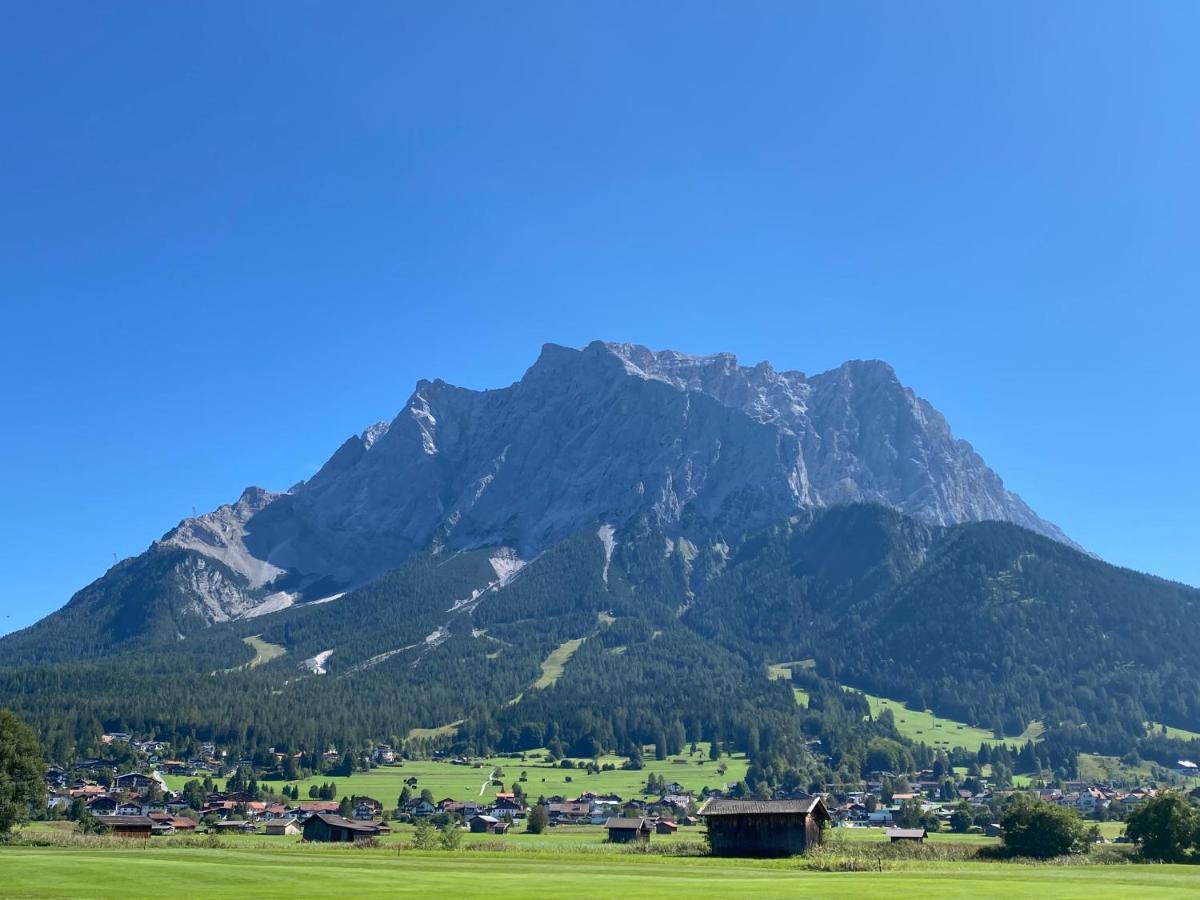 Haus Sonnenspitze - Fam. Nessler Lägenhet Biberwier Exteriör bild